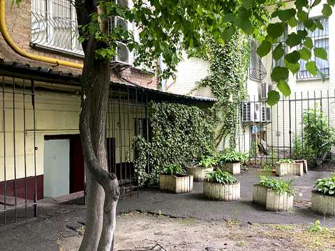 коммерческая по адресу Олеся Гончара ул., 65-А