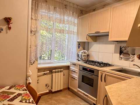квартира по адресу Академика Филатова ул., 8