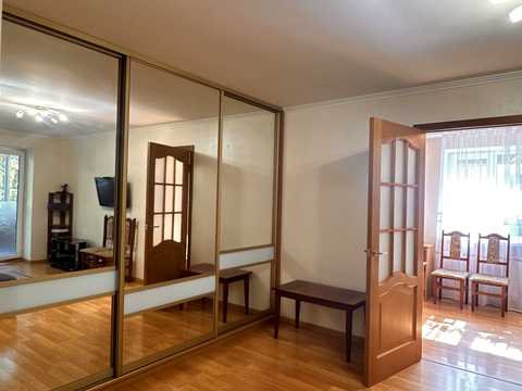 квартира по адресу Академика Филатова ул., 8