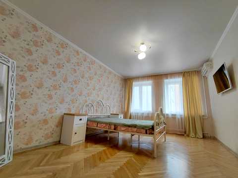 квартира за адресою Турівська вул., 18/20