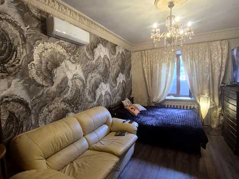 будинок за адресою Тіниста вул., 18