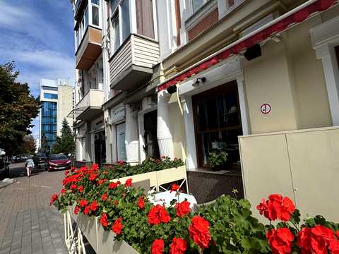 квартира за адресою Михайла Омеляновича-Павленка вул. (Суворова), 18/20