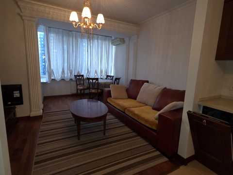 квартира за адресою Голосіївський просп. (40-річчя Жовтня), 27
