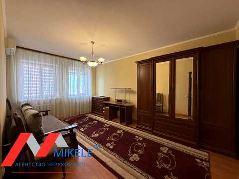 квартира за адресою Анни Ахматової вул., 13-Д