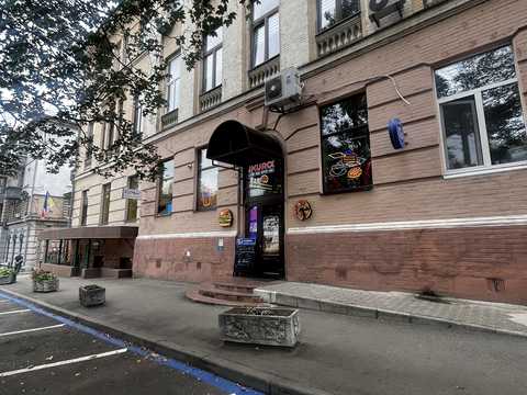 комерційна за адресою Михайла Грушевського вул. (Карла Лібкнехта), 9