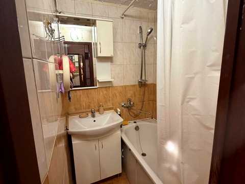 квартира за адресою Зої Гайдай вул., 9-А