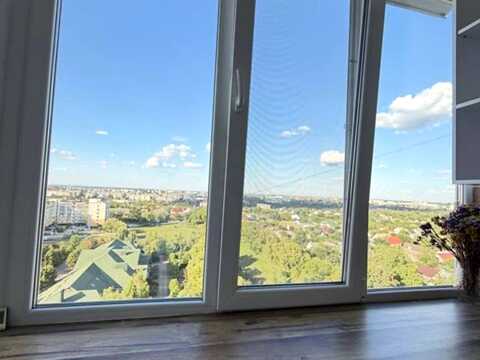 квартира за адресою Марії Примаченко вул. (Покришкіна), 8г