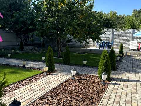 будинок за адресою Богдана Хмельницького просп. (Героїв Сталінграда)