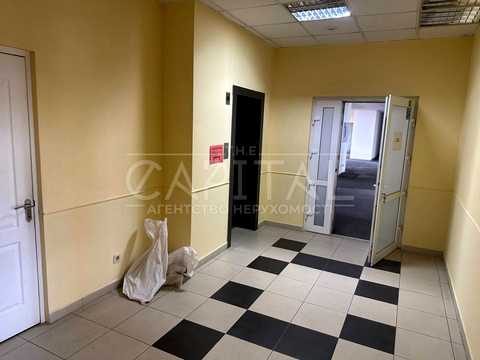 комерційна за адресою Володимира Сосюри вул., 4
