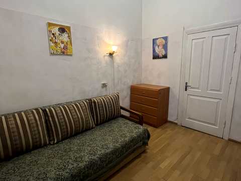квартира за адресою Велика Васильківська вул. (Червоноармійська), 12
