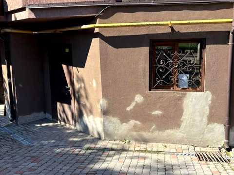 комерційна за адресою Івана Пулюя вул., 15-А