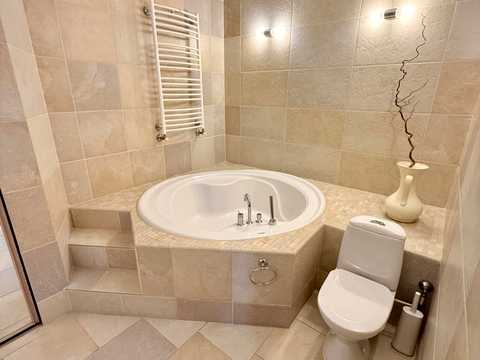 квартира за адресою Тіниста вул., 15