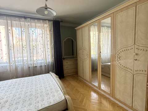 квартира за адресою Антоновича вул. (Горького), 102