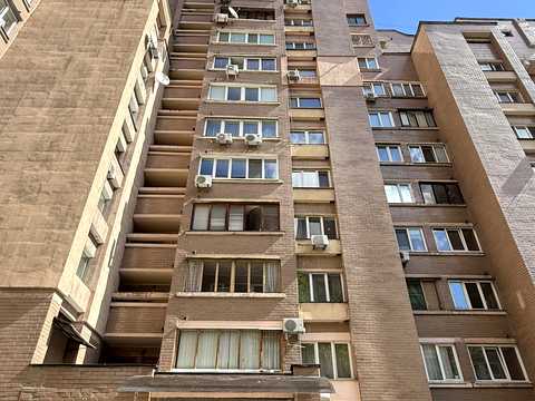 квартира за адресою Антоновича вул. (Горького), 102