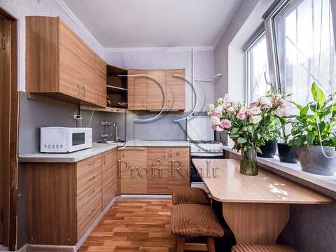 квартира за адресою Академіка Кіпріанова вул., 2