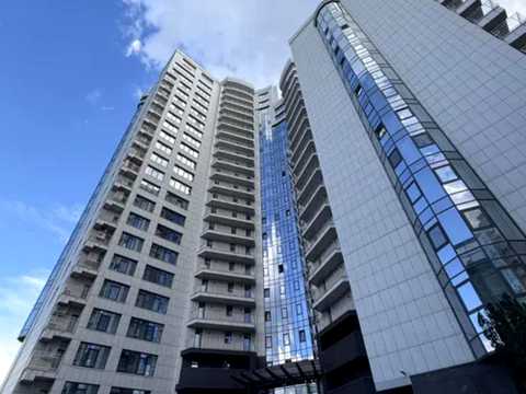 комерційна за адресою Буслівська вул., 12