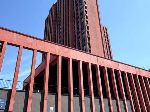 квартира за адресою Набережно-Рибальська вул., 27