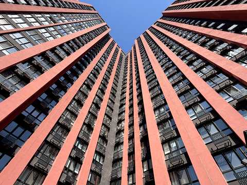 квартира за адресою Набережно-Рибальська вул., 27