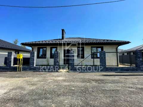 будинок за адресою успішна, 35