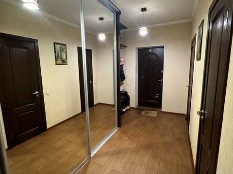 квартира за адресою Срібнокільська вул., 2-А