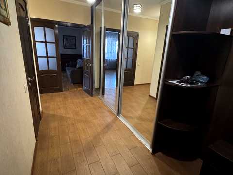 квартира за адресою Срібнокільська вул., 2-А