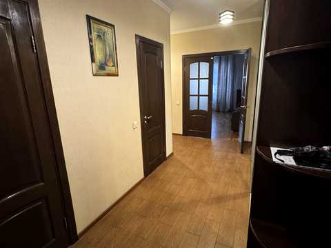 квартира за адресою Срібнокільська вул., 2-А