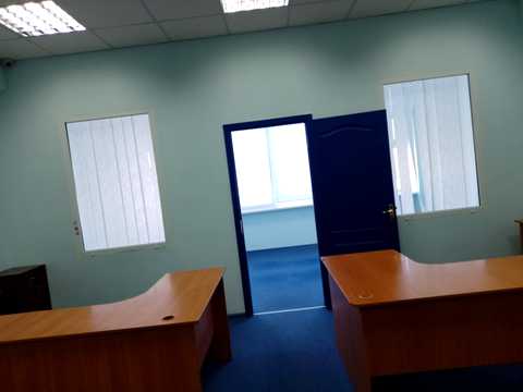 комерційна за адресою Вацлава Гавела бульв. (Івана Лепсе), 4