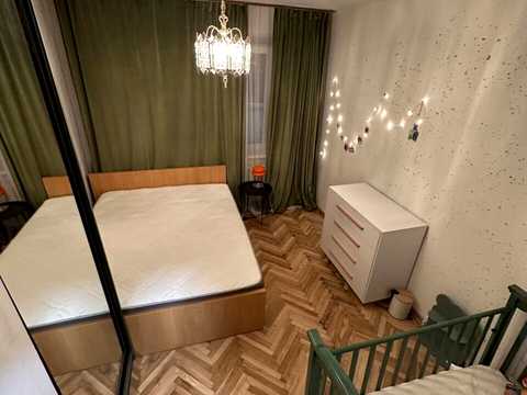квартира за адресою Академіка Глушкова просп., 35