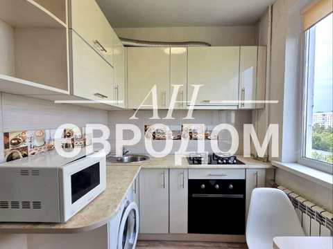 квартира за адресою Перемоги просп., 72г