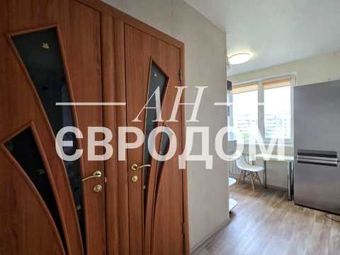 квартира за адресою Перемоги просп., 72г
