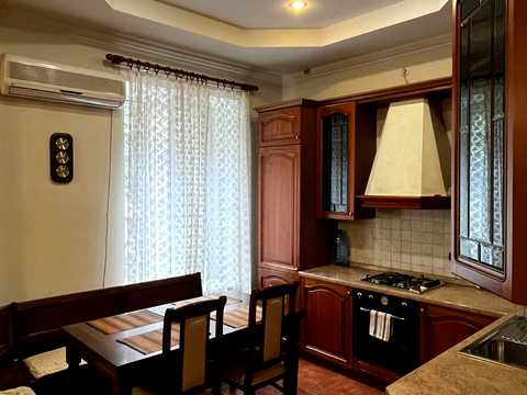 квартира по адресу Лютеранская ул., 4