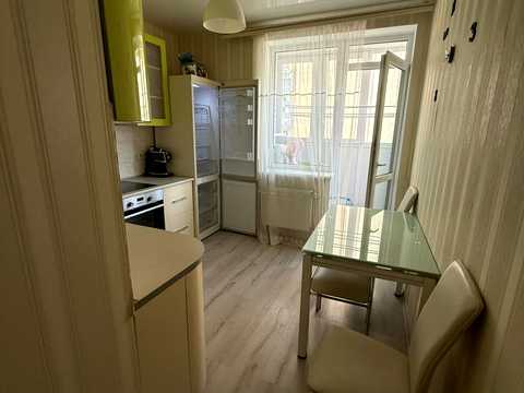 квартира за адресою Академіка Сахарова вул., 50