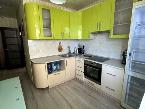 квартира за адресою Академіка Сахарова вул., 50