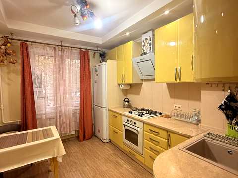 комната по адресу Композитора Лятошинского ул., 8-А