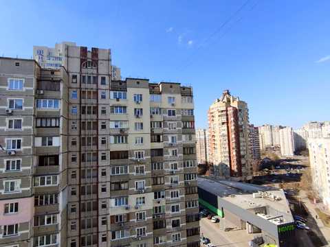 квартира за адресою Княжий Затон вул., 5