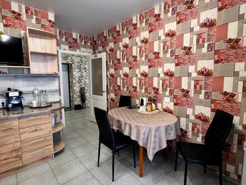 квартира за адресою Співдружності вул., 7