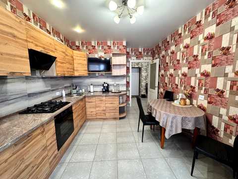 квартира за адресою Співдружності вул., 7