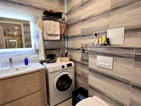 квартира за адресою Співдружності вул., 7