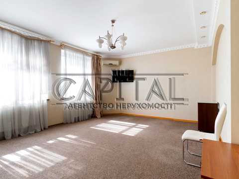 квартира за адресою Євгена Коновальця вул. (Щорса), 32-Б