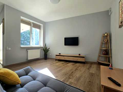 квартира за адресою Джерельна вул., 85