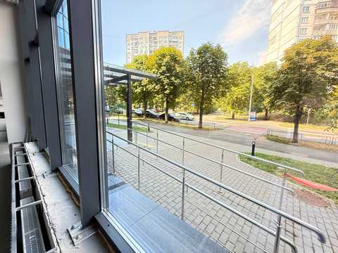 комерційна за адресою Голосіївська вул., 7 к3