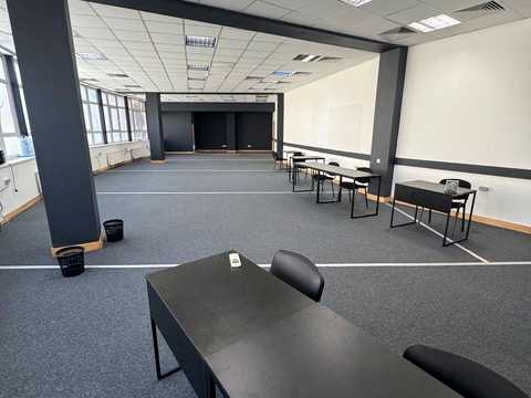 коммерческая по адресу Евгения Коновальца ул. (Щорса), 36-Д