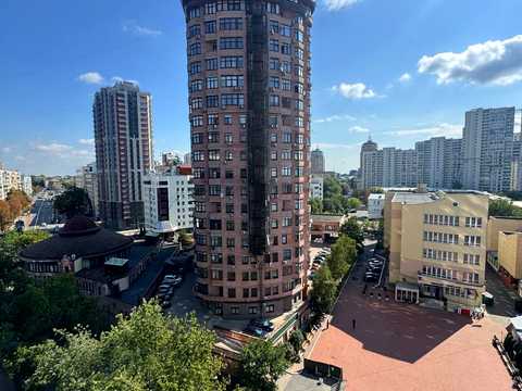 коммерческая по адресу Евгения Коновальца ул. (Щорса), 36-Д