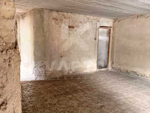 комерційна за адресою Сирецька вул., 38
