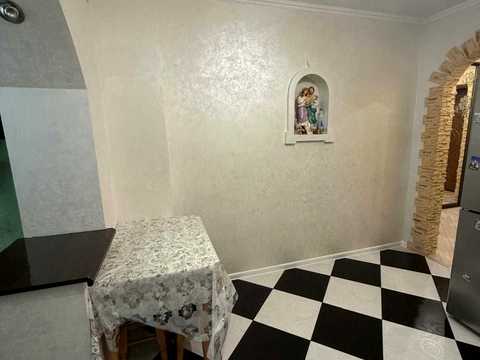 квартира за адресою Крайна вул., 1-В
