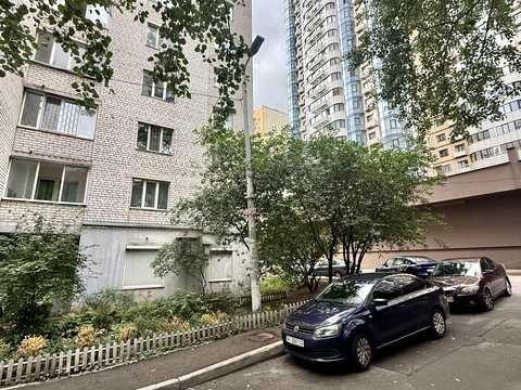 квартира за адресою Андрія Верхогляда вул. (Михайла Драгомирова), 2