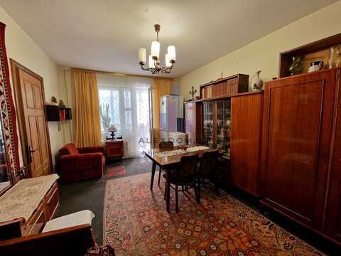 квартира за адресою Каштанова вул., 8-А
