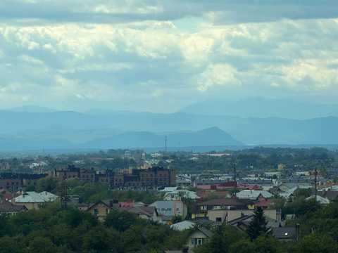 квартира за адресою Романа Левицького вул., 4