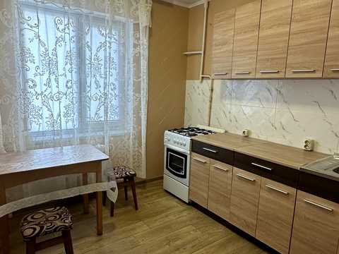 квартира по адресу Захисників України ул., 30