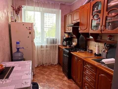 квартира за адресою Зарічанська вул., 32
